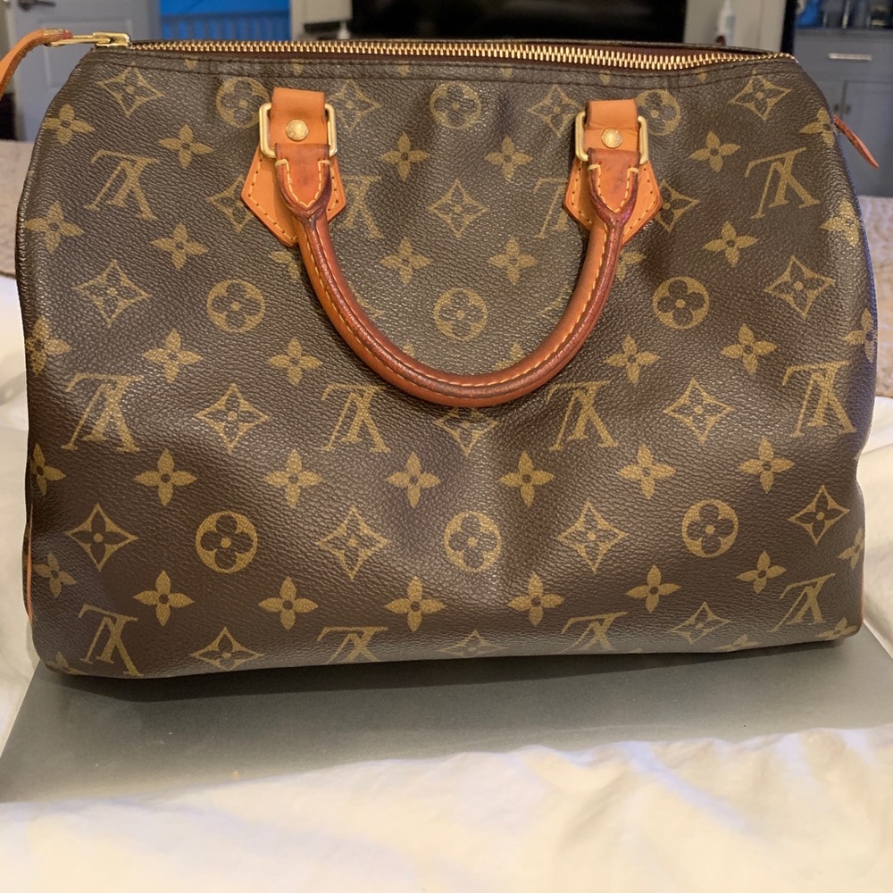 Louis Vuitton Speedy 30